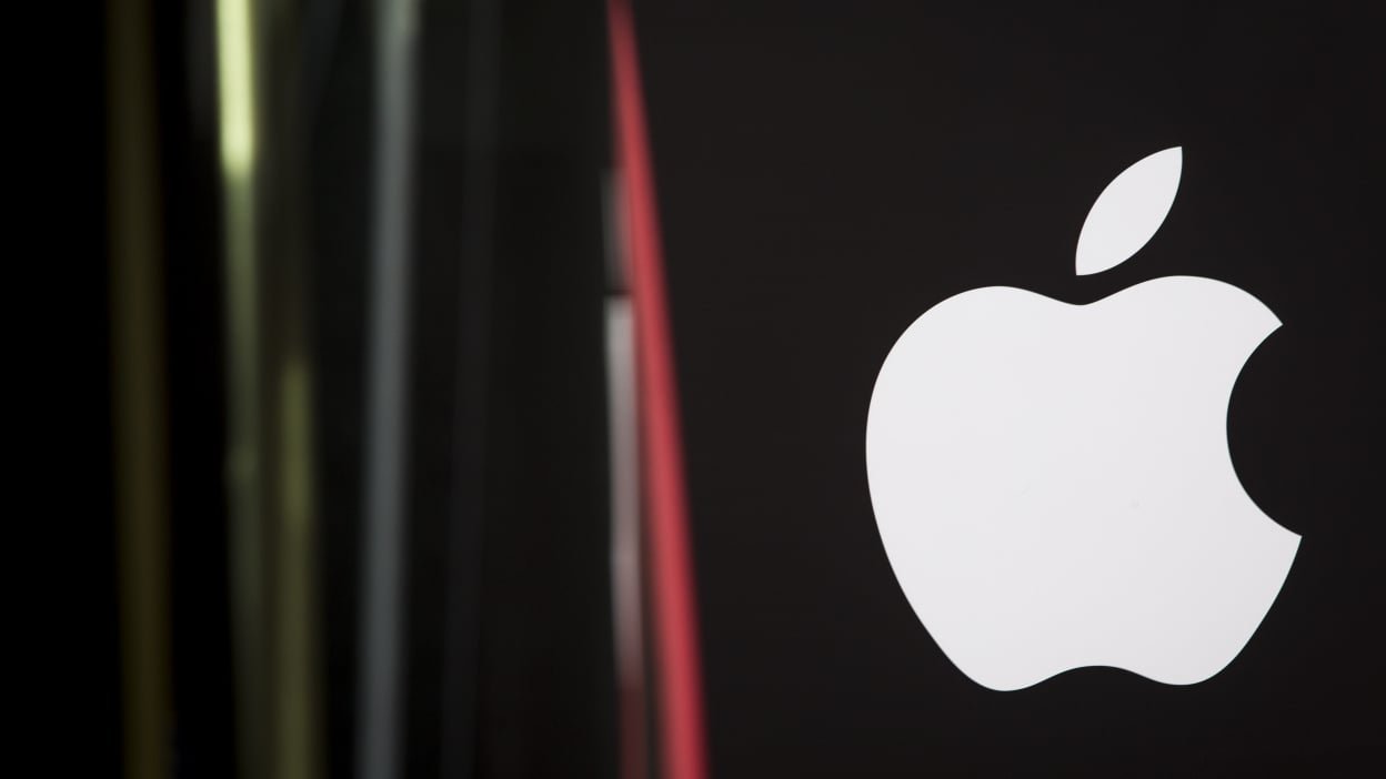 Apple cracks down on shady developers, and it might hurt Facebook