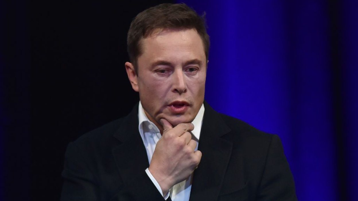 Elon Musk accuses Tesla employee of 